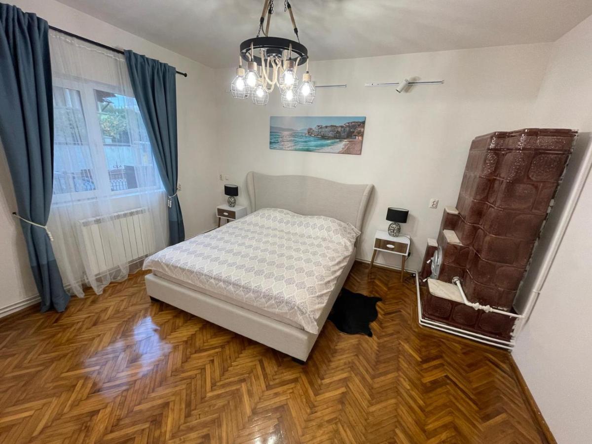 Premier Rooms Плоешти Экстерьер фото
