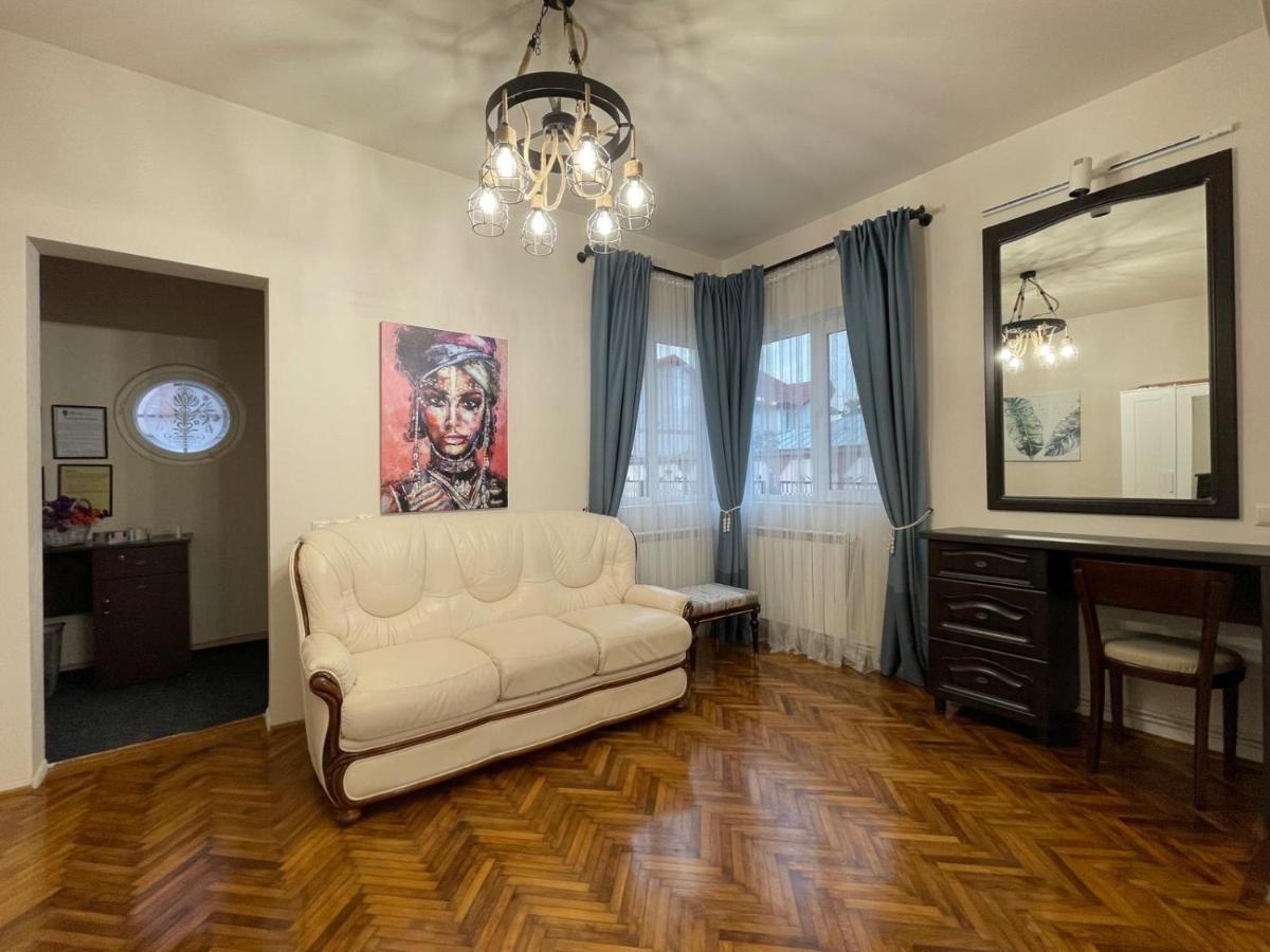 Premier Rooms Плоешти Экстерьер фото