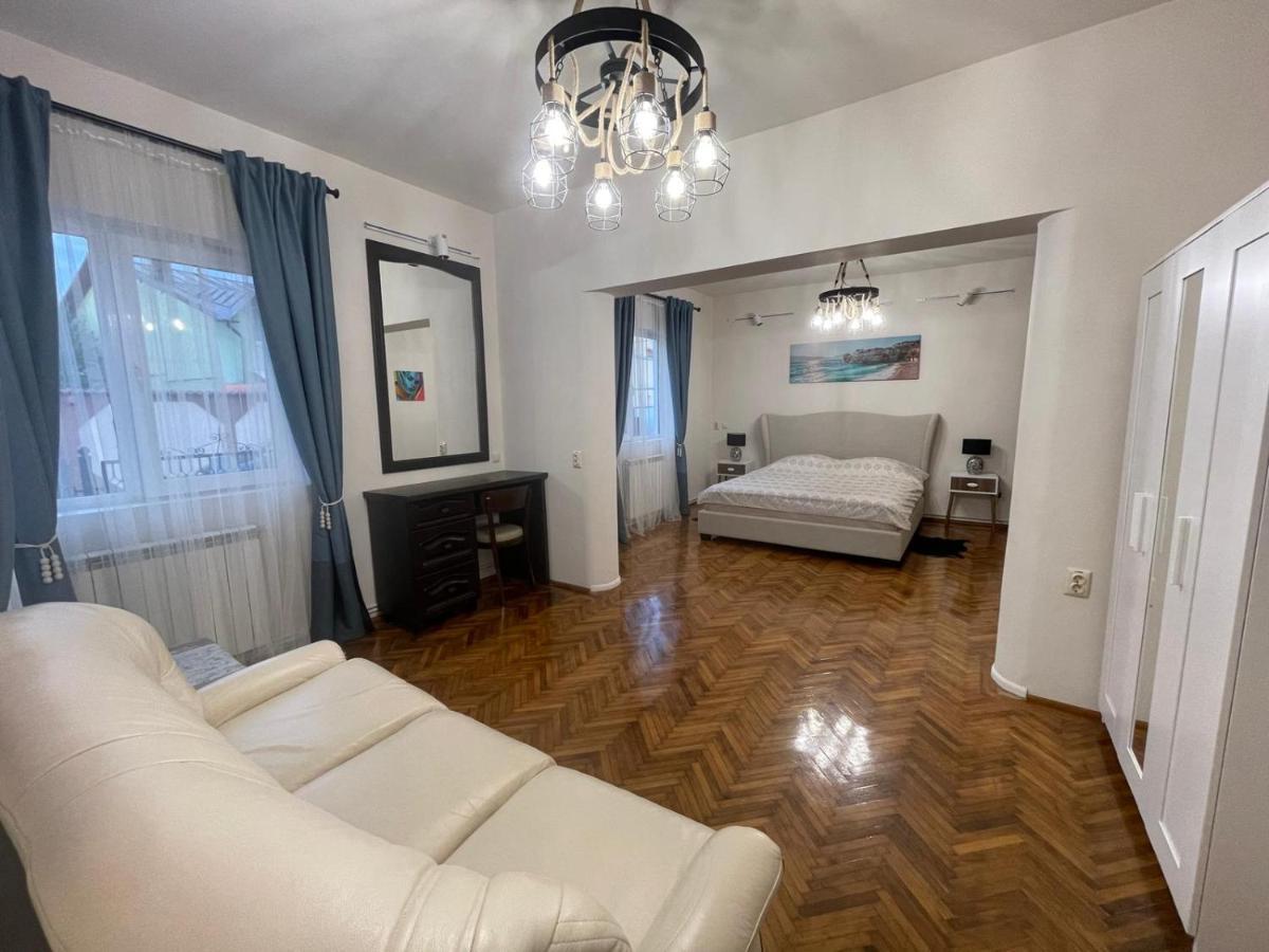Premier Rooms Плоешти Экстерьер фото